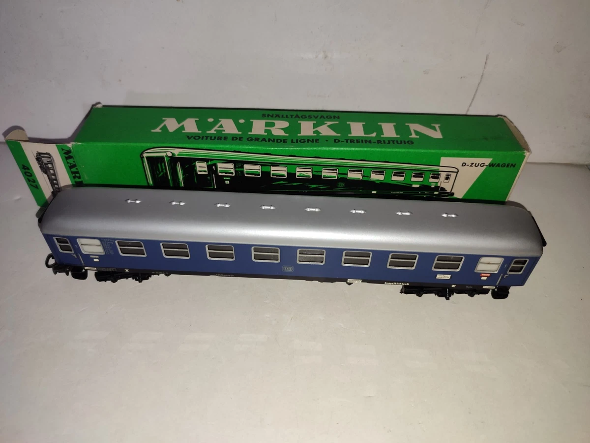 Märklin H0 - 43237 - Coffret de transport de passagers