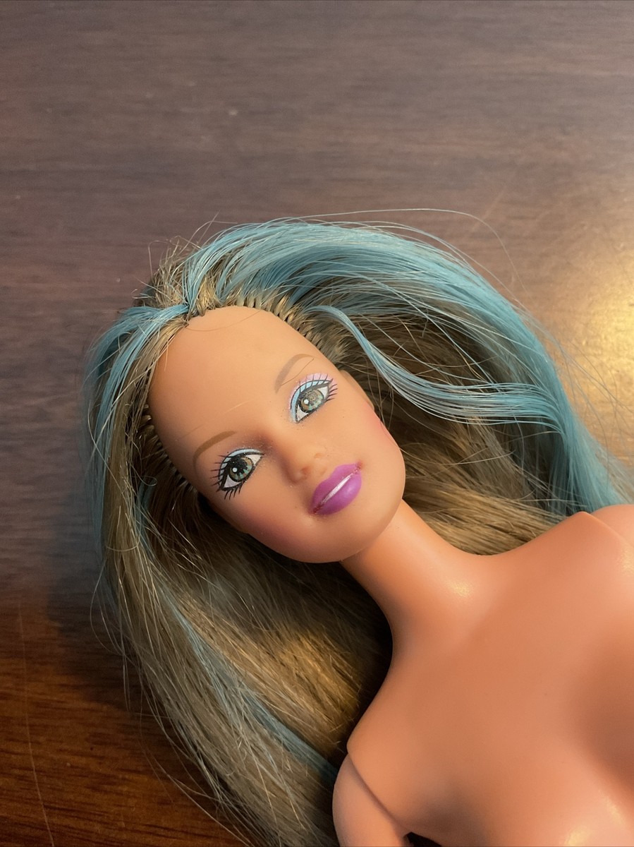 Salon Et Fauteuils De Luxe Pour Barbie Et Fashion Royalty - Barbie Térésa Offerte