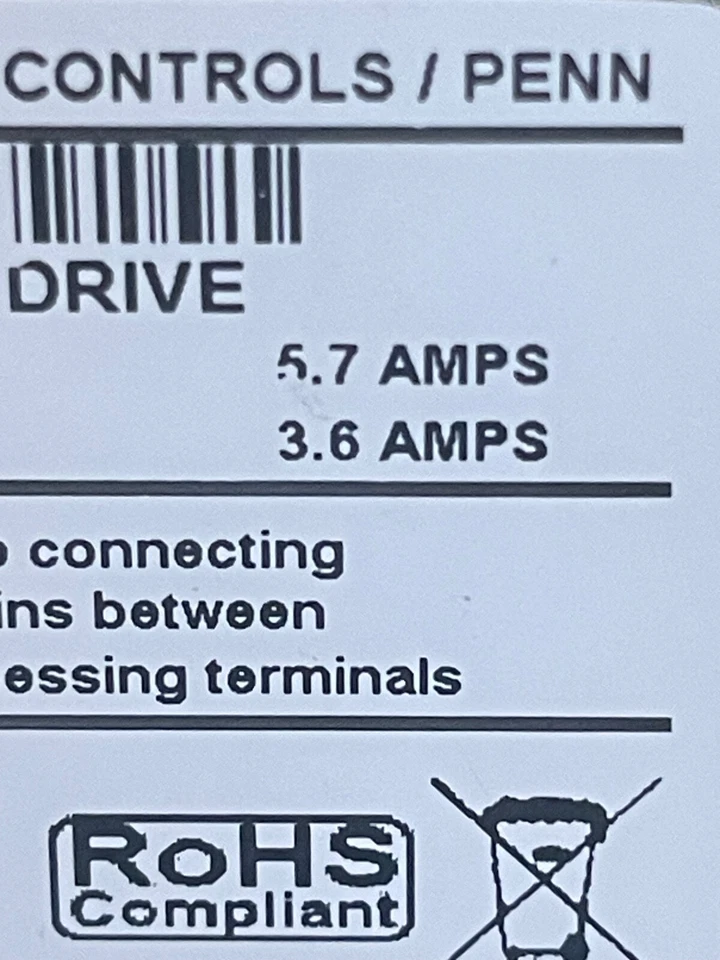 Unidad de frecuencia variable Johnson Controls Penn VFD66DAA-28 5,7 amperios Foto 3 de 4
