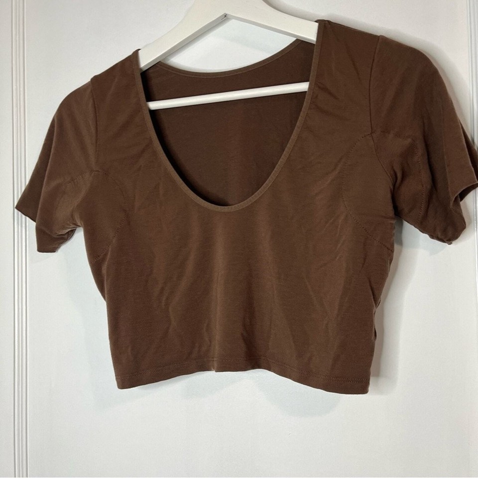 Numi the Cropped undershirt top Size Large eBay
