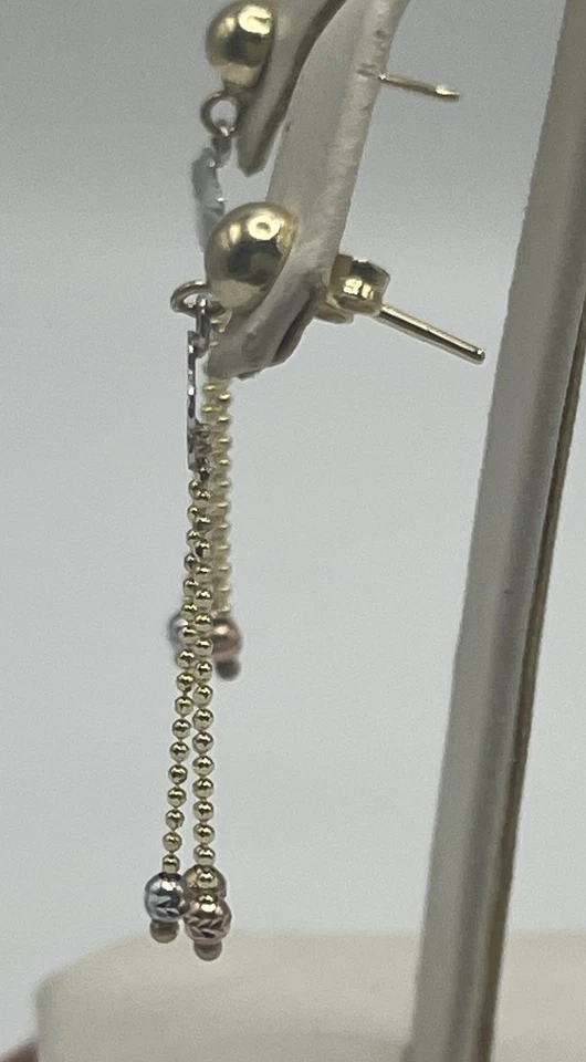 Pendientes colgantes de oro amarillo, blanco y rosa de 14K Foto 3 de 4