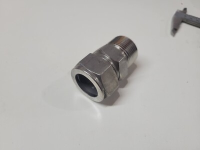 Parker 1'' Tube Compression  x 1'' NPT Male Straight Adapter (2PACK)