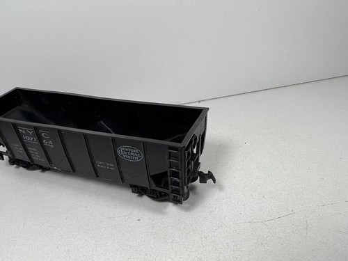 Fleischmann HO New York Centeral 2-Bay Hopper Car NYC 320835 Freight Train Car - Picture 5 of 12