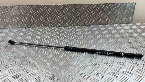 VW PASSAT B6 3C2 Vordere linke Motorhaubendämpfer 3C0823359A 2.00 31823210