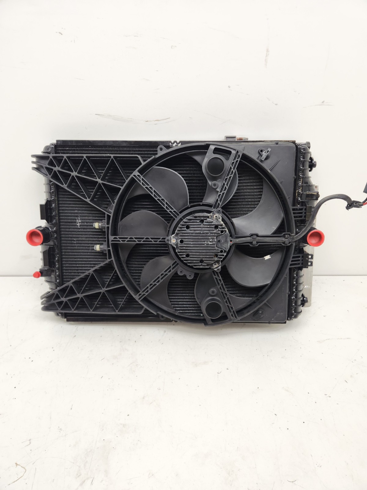 McLaren MP4-12C 2012-2014 REAR+RIGHT Radiator fan