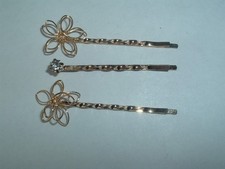 GOLD TONE FLOWER  RHINESTONE BOBBY PINS UP DO HAIR ACCESSORY