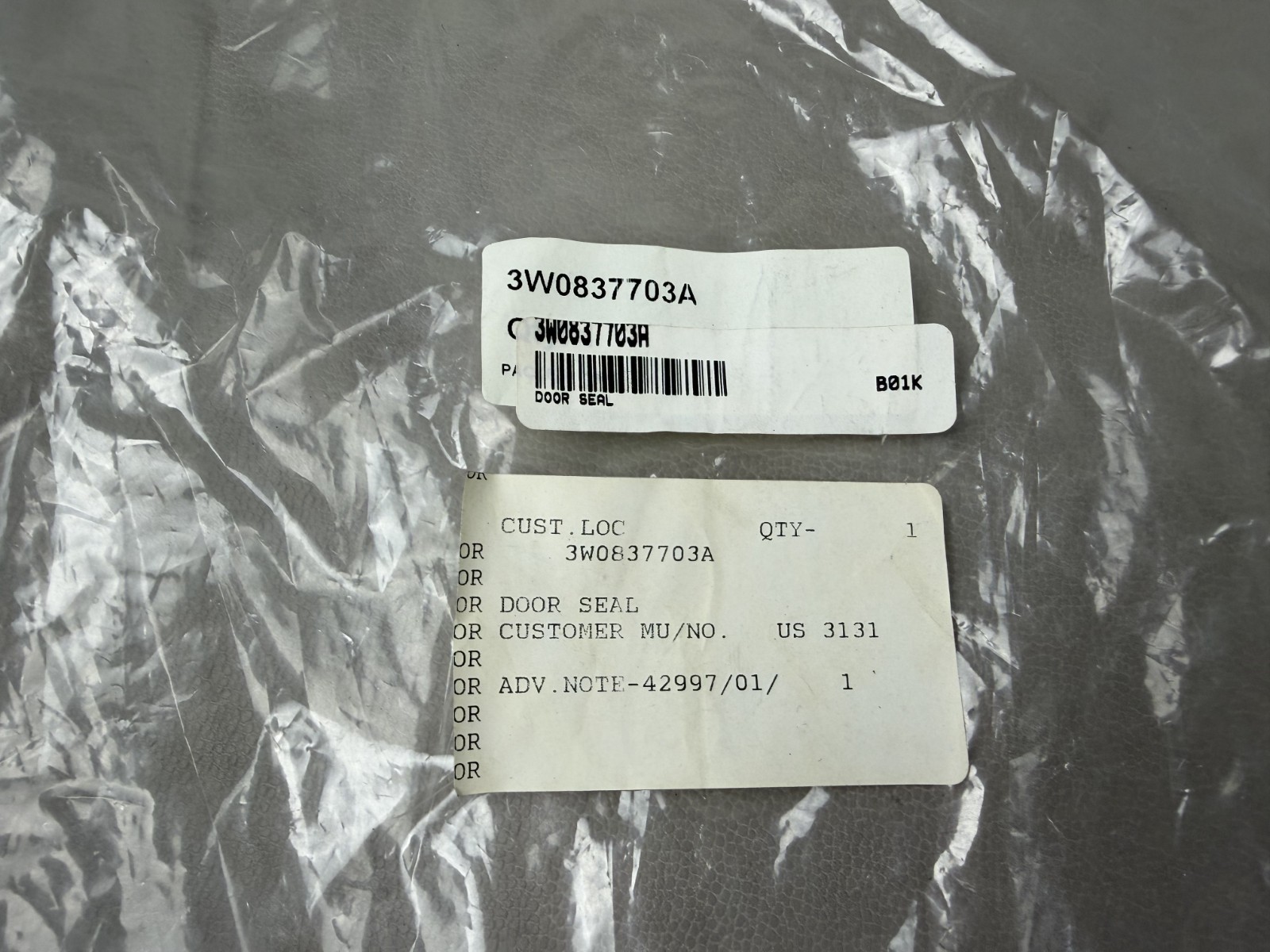New! 2004-2011 Bentley Continental GTC GT Door Primary Seal OEM