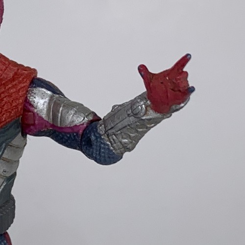 Spider-Man Fig Metallic Armor Marvel Universe infinite 3.75" Spiderverse Legends - Picture 3 of 13