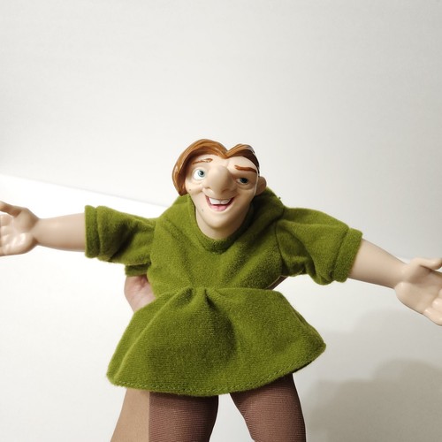 Marioneta de colección Burger King Kids Club jorobada de Notre Dame’s Quasimodo - Imagen 9 de 9