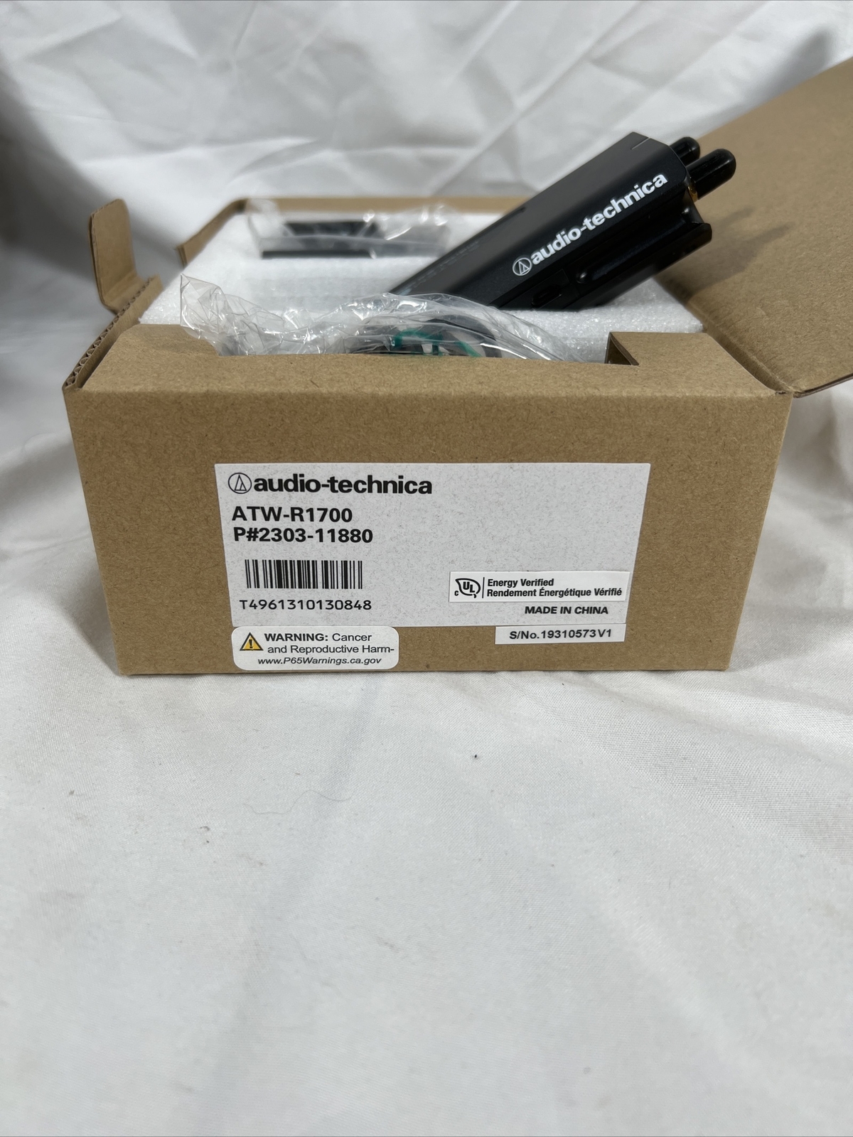 Audio-Technica ATW-R1700 System 10 Digital Camera-Mount Receiver for ...