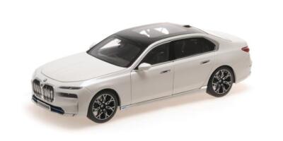 Minichamps BMW i7 - 2022 - WHITE METALLIC 110023200