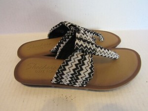 skechers luxe foam flip flops