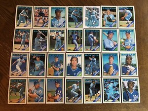 1988-KANSAS-CITY-ROYALS-Topps-COMPLETE-Baseball-Team-SET-28-Cards-BRETT-JACKSON