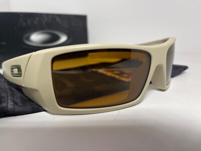 Oakley Gascan Desert With Bronze American Flag Icon | eBay