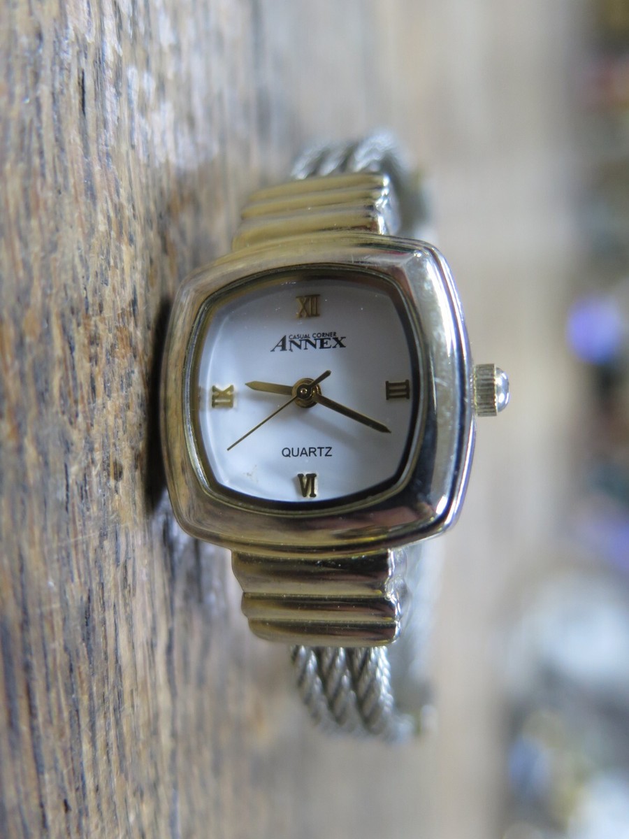 Casual Corner Annex Womens Two Tone Watch Gold & Silver  display picture 3