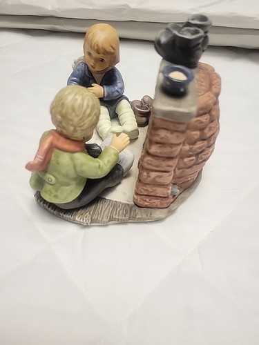 Hummel Goebel Figurine 2005 Warm And Toasty BH292 Limited Edition - Picture 12 of 12