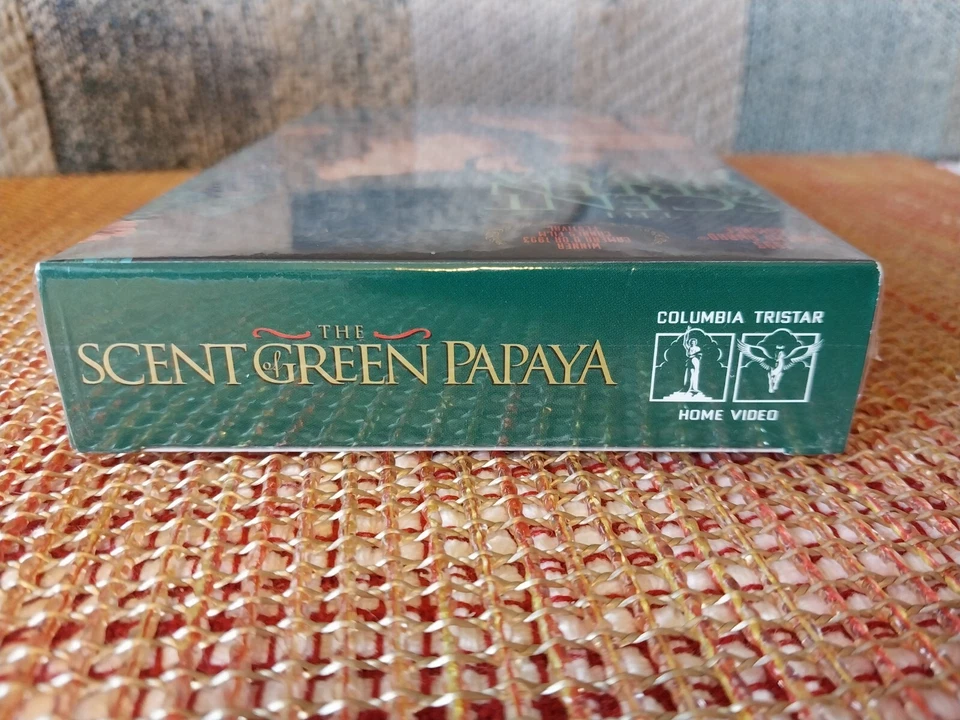 The Scent Of Green Papaya (VHS, 1993) NEW, Sealed - Image 3 of 4