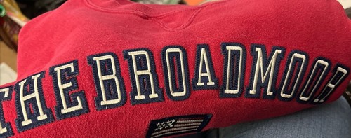 The Broadmoor Red White Blue Sweatshirt Colorado With American Flag Size Medium - Picture 5 of 6