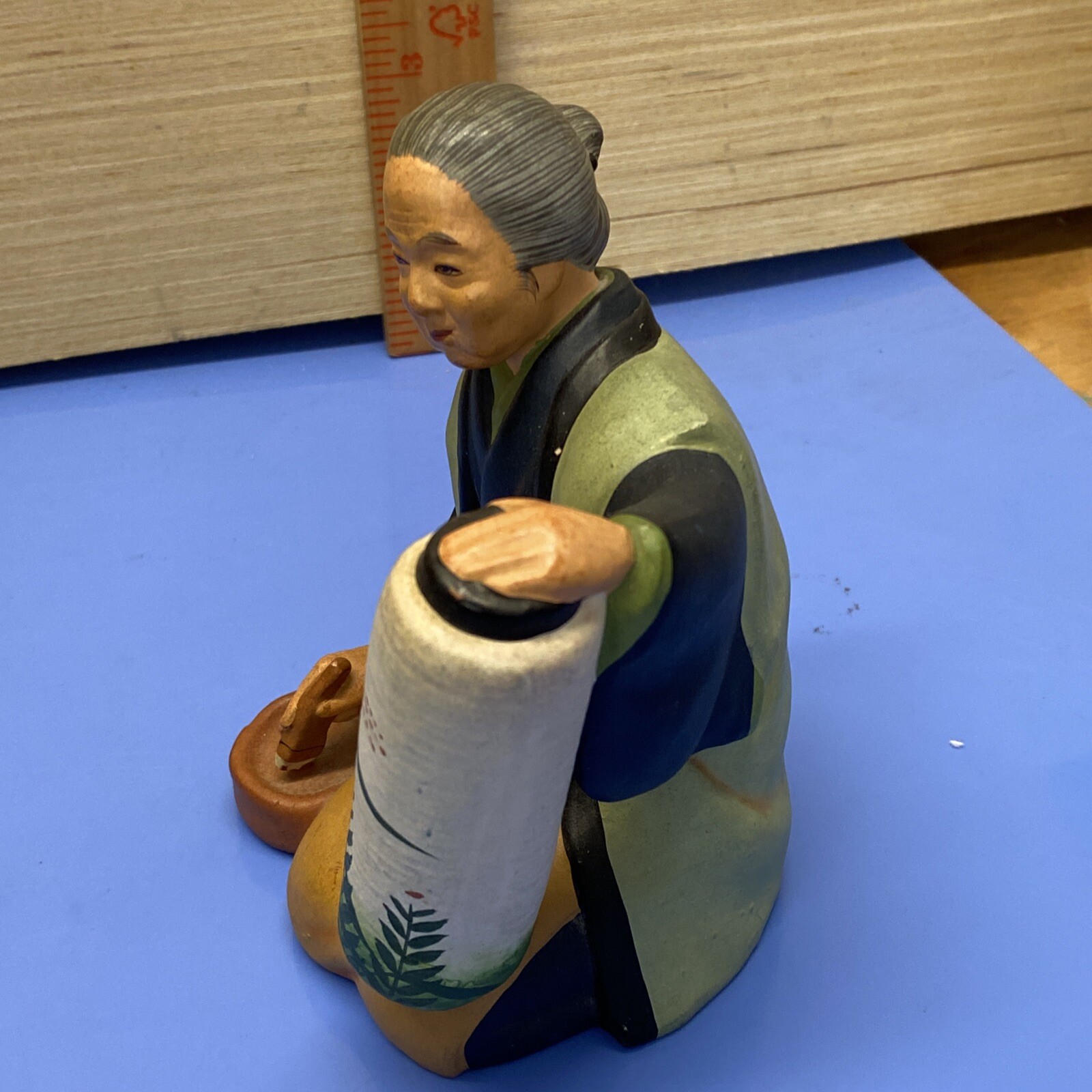 Vintage Urasaki Doll Figure Woman Holding Vase Fukouka Japan Detailed 5