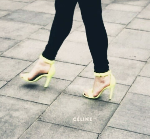CELINE PARIS runway iconic rare yellow sandals shoes $895 i-38 / us-7.5 - 7 1/2 - Picture 11 of 12