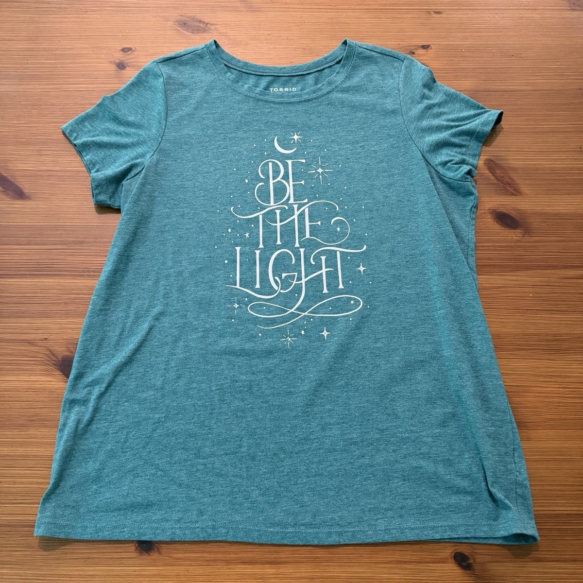 Torrid “Be The Light” Green Holiday Classic Fit Shirt - Size 00