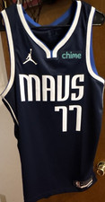 Jordan Dallas Mavericks Luka Don i 77 NBA Statement Jersey Blue/White Mens 48
