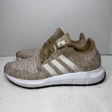 Adidas swift run D97219 knit light weight. Size 6