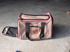 Sherpa Pet Carrier for Small Cats/Dogs 8lbs Capacity. Lightly Cleaned PREOWNED