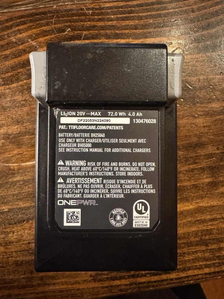 Batería recargable inalámbrica Hoover BH25040 OnePwr de iones de litio 4,0 máx. 20 V Foto 2 de 3