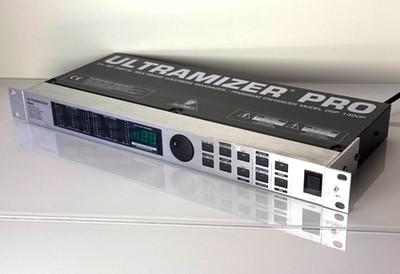 Behringer ULTRAMIZER Pro DSP 1400P