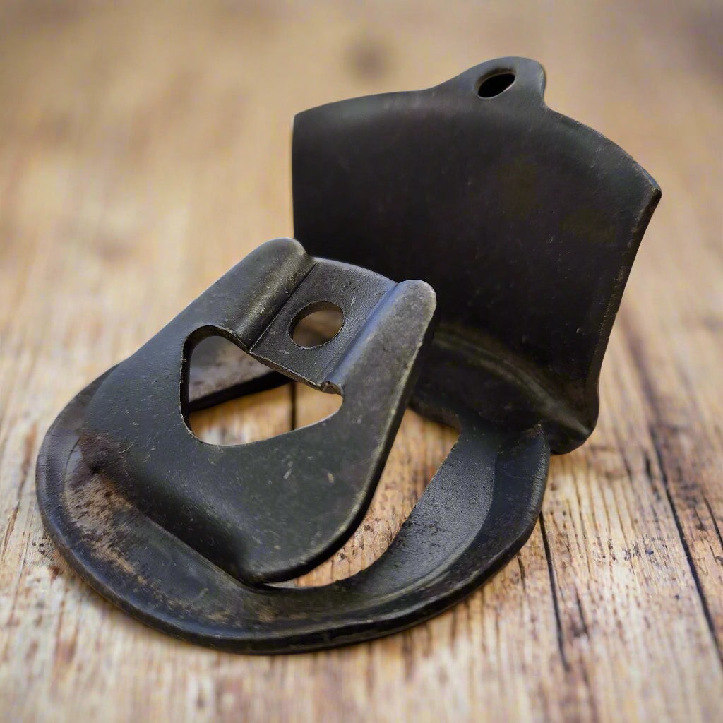 Chevrolet Bottle Opener アメリカン　ビンテージ　シボレー Chevrolet Bottle Opener CHEVY Truck Patina Auto Car Camaro