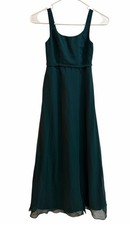 AZAZIE Junior Bridesmaid Dress Emerald Green Bust 22”, Waist 20”, Hips 22”