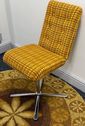 Swivel office chair in original fabric - Picture 2 of 4