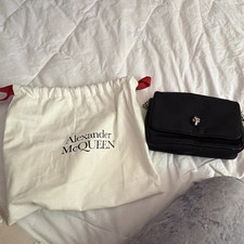 Alexander McQueen Black Skull Small Crossbody Silver Chain Red Lining Dust Bag