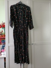 Black floral office / work dress - Papaya/Matalan Size 10