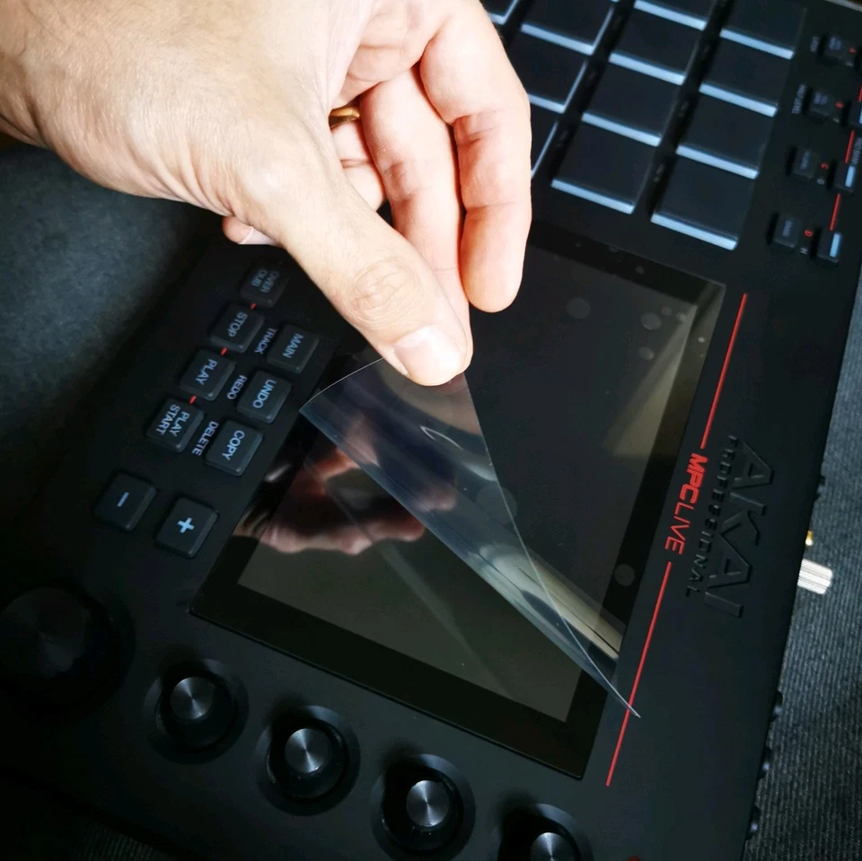 Akai MPC Live - Music Production Center - gebraucht inkl. Decksaver - Bild 4 von 4