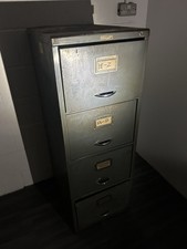 Vintage 4-drawer metal filing cabinet