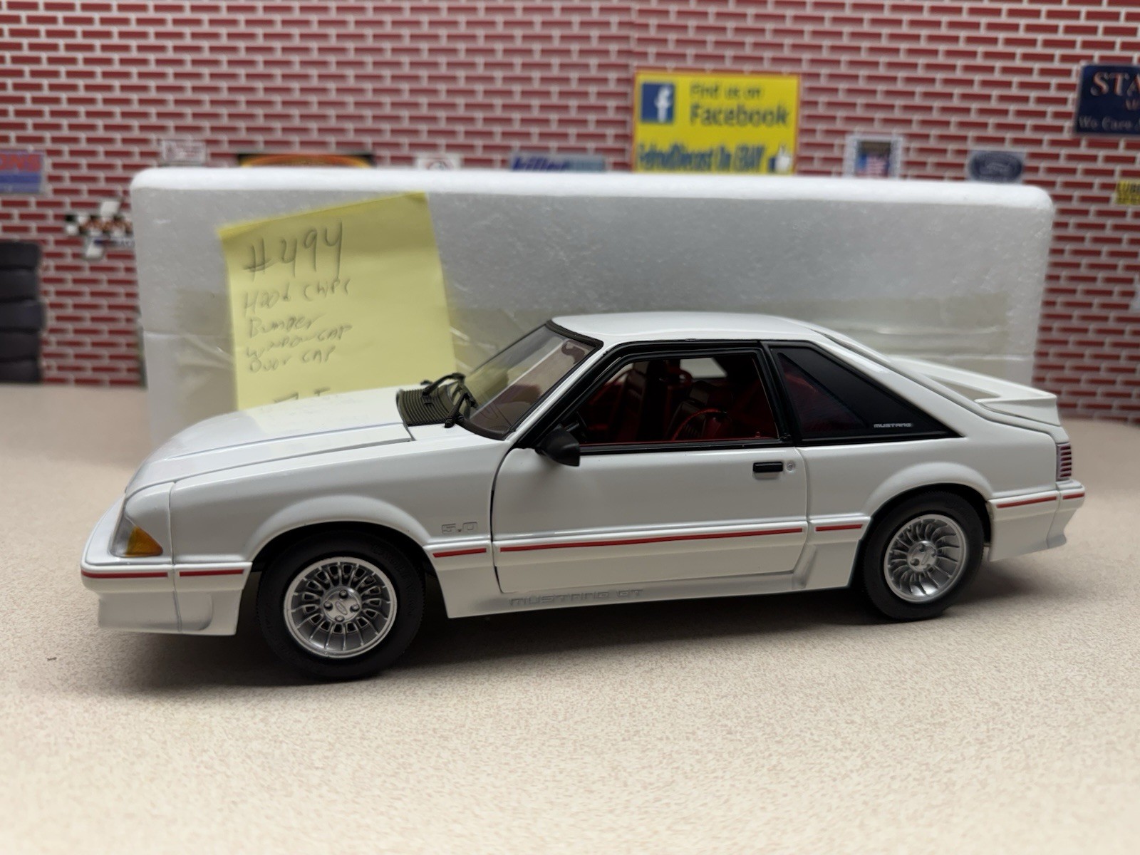 1/18 GMP 1988 Ford Mustang GT White Red Interior 19001 Blemished LPD EXCL #494