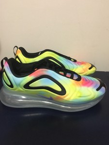 tie dye nike 720