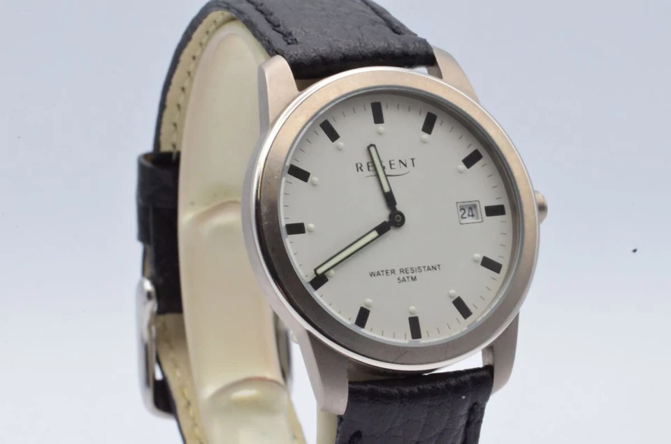 Regent Reloj Hombre 1 17/32 pulgadas Cuarzo Vintage RARO Titan Reloj Pulsera Vintage Foto 2 de 4