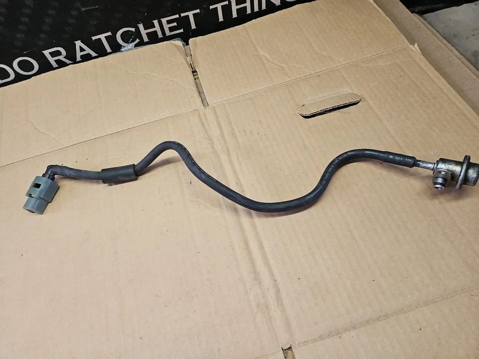 08-19 Nissan 370z Infiniti G37 VQ37VHR Conjunto Amortiguador de Presión de Combustible 22675-JK20B Foto 2 de 4