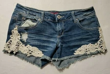 Bongo Women's Blue Denim Distressed Lace Accent Cut Off Shorts 7 Junior