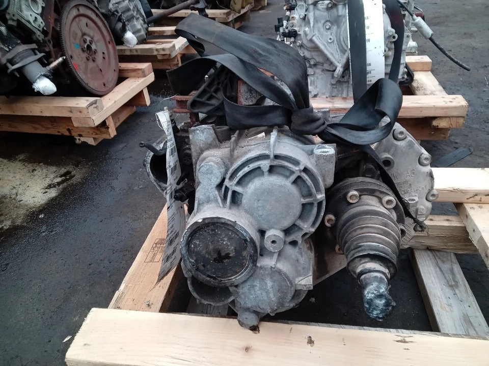 Used Manual Transmission Assembly fits: 2012 Volkswagen Jetta MT 2.0L 6 speed tr Foto 2 de 4