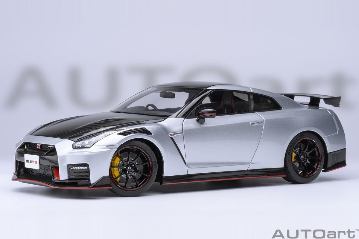 AUTOart 1/18 Nissan GT-R (R35) Nismo Special Edition