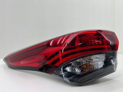 TOYOTA HIGHLANDER IV   Linke LED-Rückleuchte für den Kotflügel (Europa)