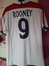 VINTAGE 2003 2005  England Football Umbro Home White Rooney 9  REVERSABLE