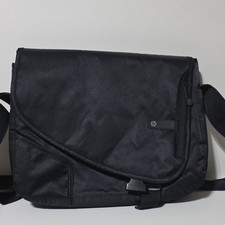 HP Black Nylon Messenger Bag 15" Laptop Shoulder Padded Partitions Solid 16"