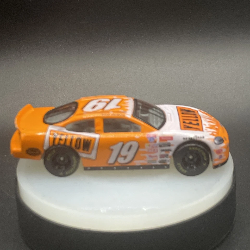 1990’s Tony Raines #19 Yellow Freight Racing Champions Loose NASCAR Diecast - Image 3 of 4