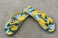 Nuevas chanclas Vera Bradley Lemon Grove grandes (9-10)