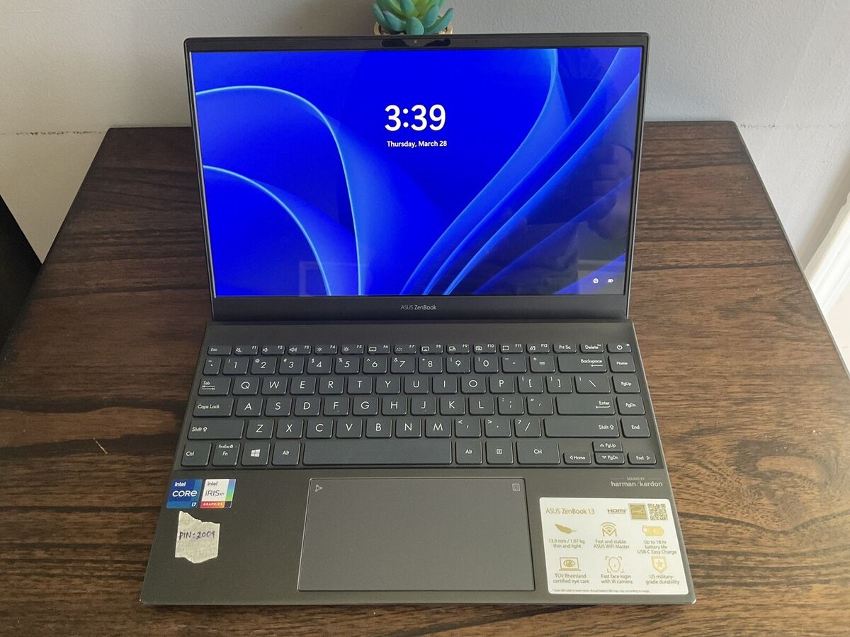 Asus Zenbook UX325E Slim Laptop Blue 13.3 Asus Zenbook UX325E Slim Laptop Blue 13.3